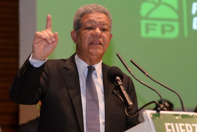 Leonel Fernández califica como «injustas» e «inconstitucionales» sentencias que excluyen a Rafael Paz